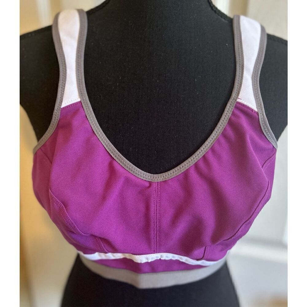 Syrokan Sports Bra Size 40B